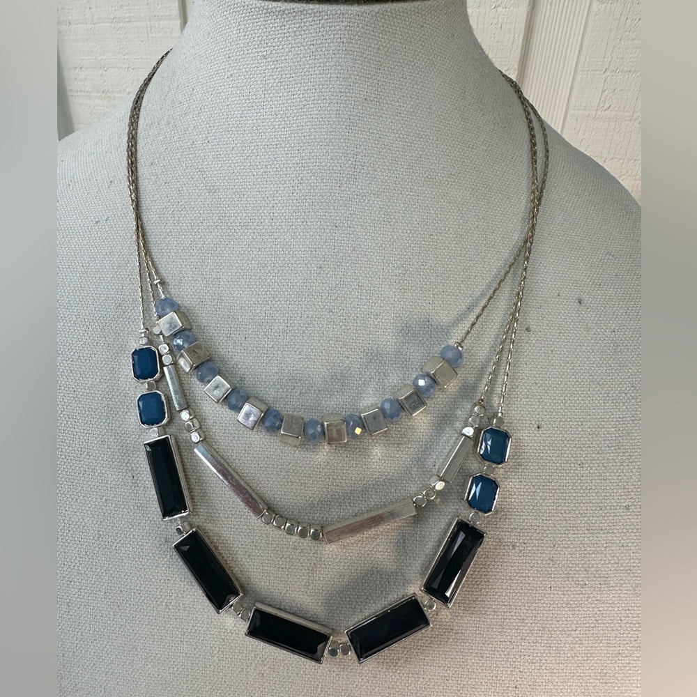 Triple strand blue modernist vibe silvertone necklace